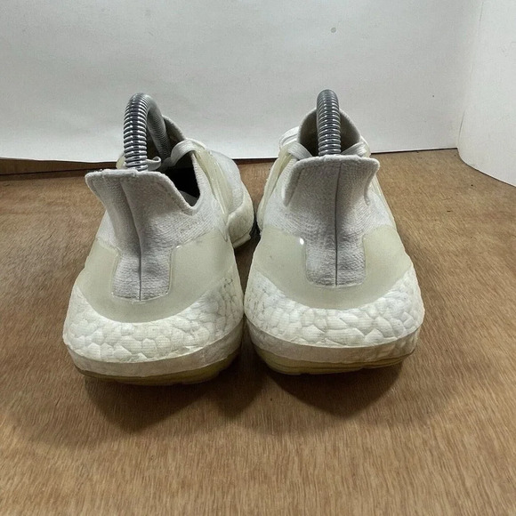 Adidas Ultraboost 21 Primeknit White Cream Womens Size 6 Running Shoes FX7730 - Picture 4 of 9